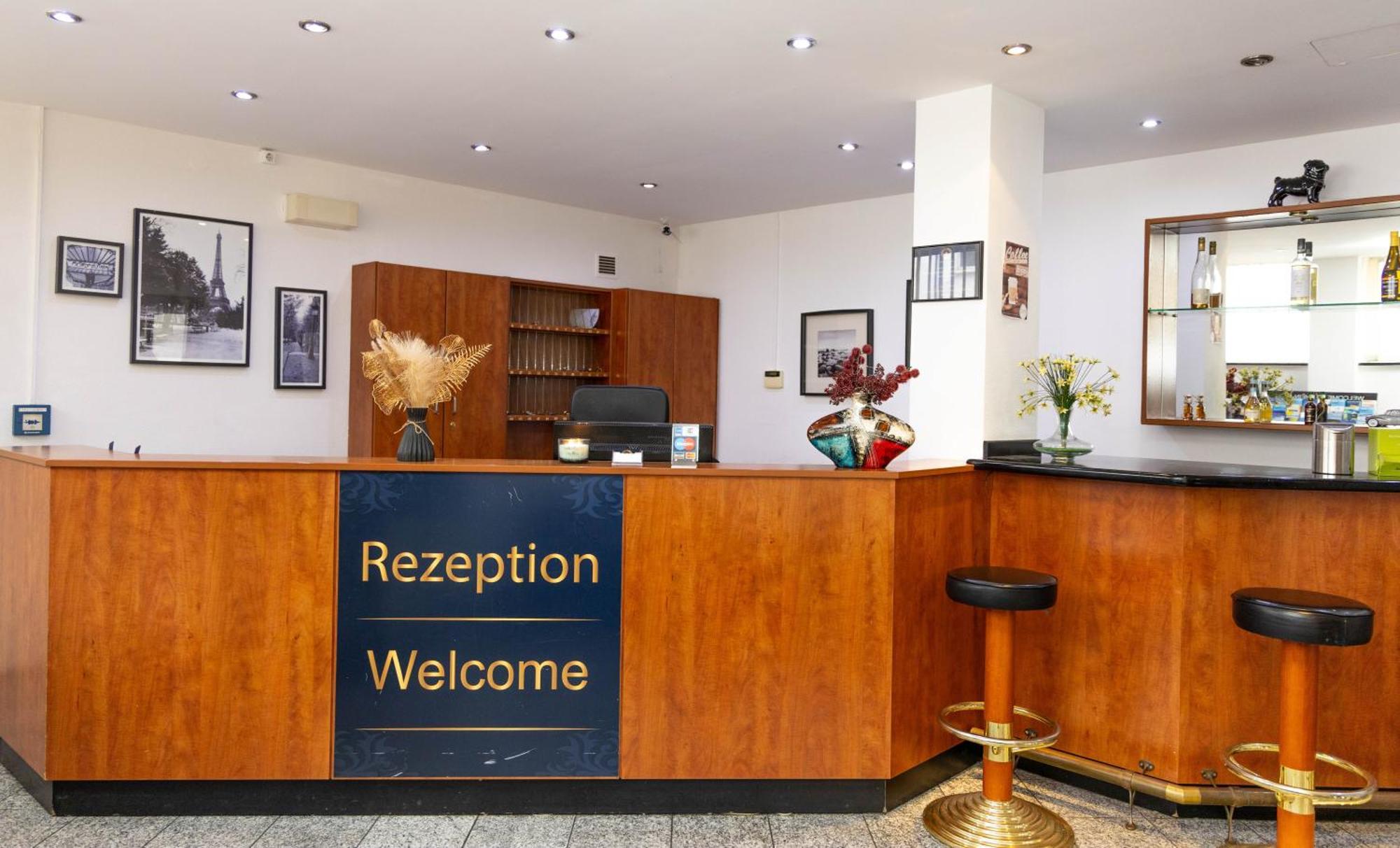 Hotel Rossija Франкфурт-на-Майне Экстерьер фото